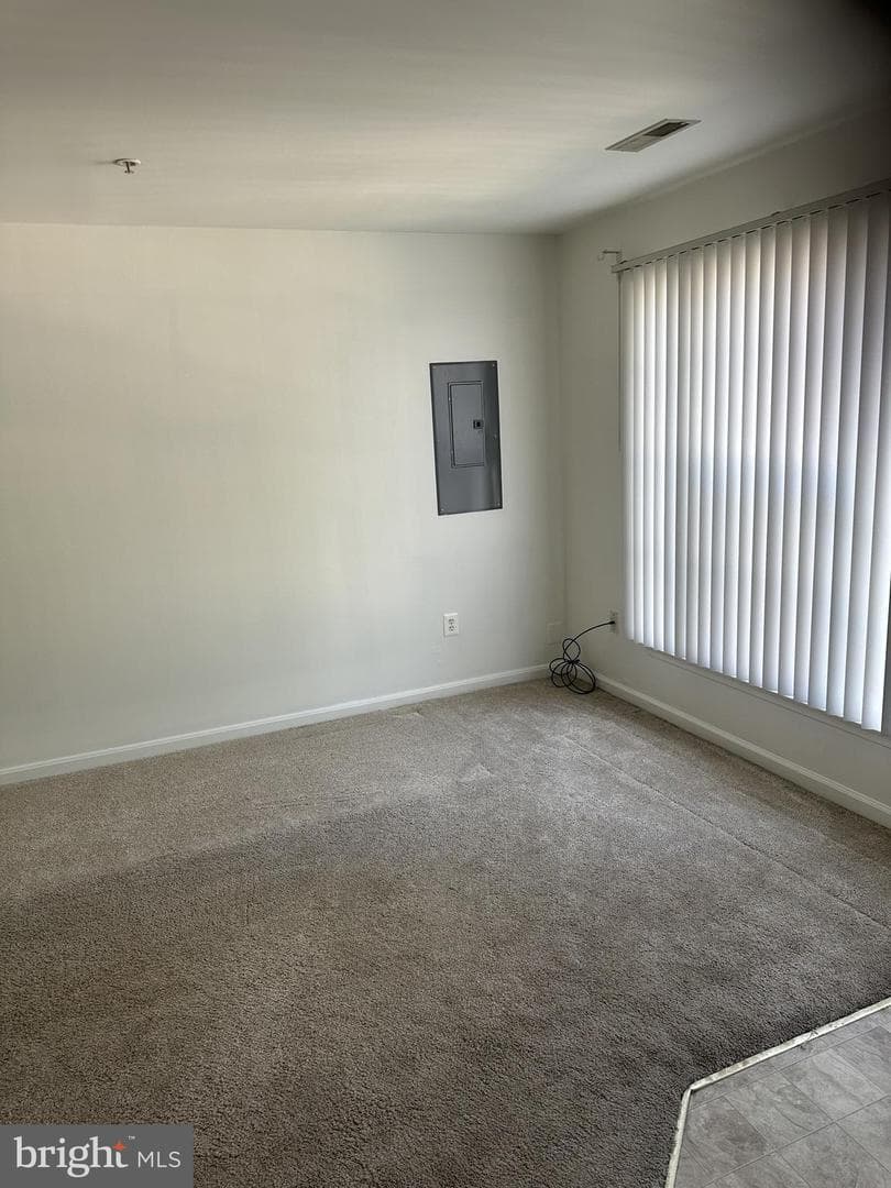 650 Sprite Way photo 18