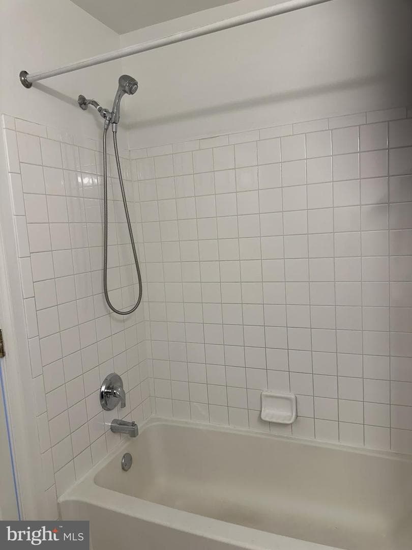 650 Sprite Way photo 8