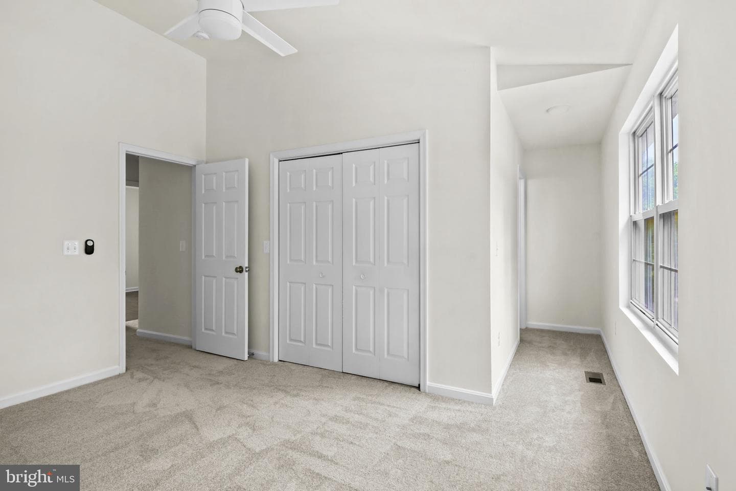 806 Selby Boulevard photo 14