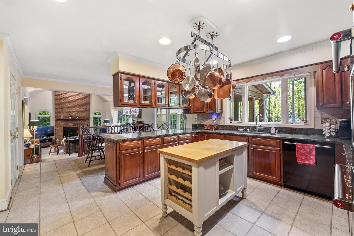 1812 Crosspointe Drive photo 11