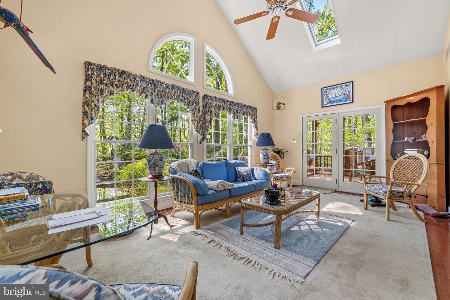 1812 Crosspointe Drive photo 12