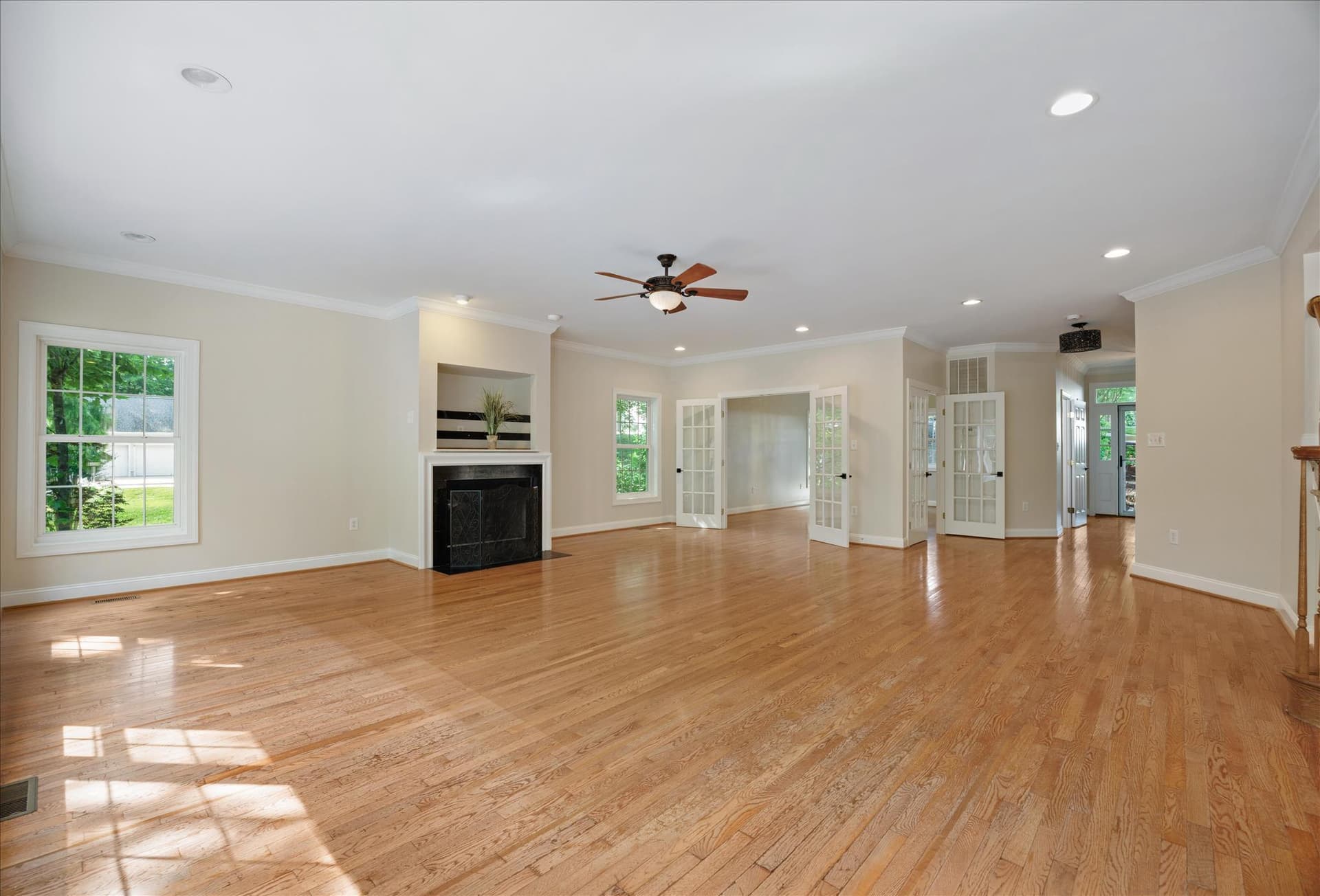 262 Capote Ct E photo 11