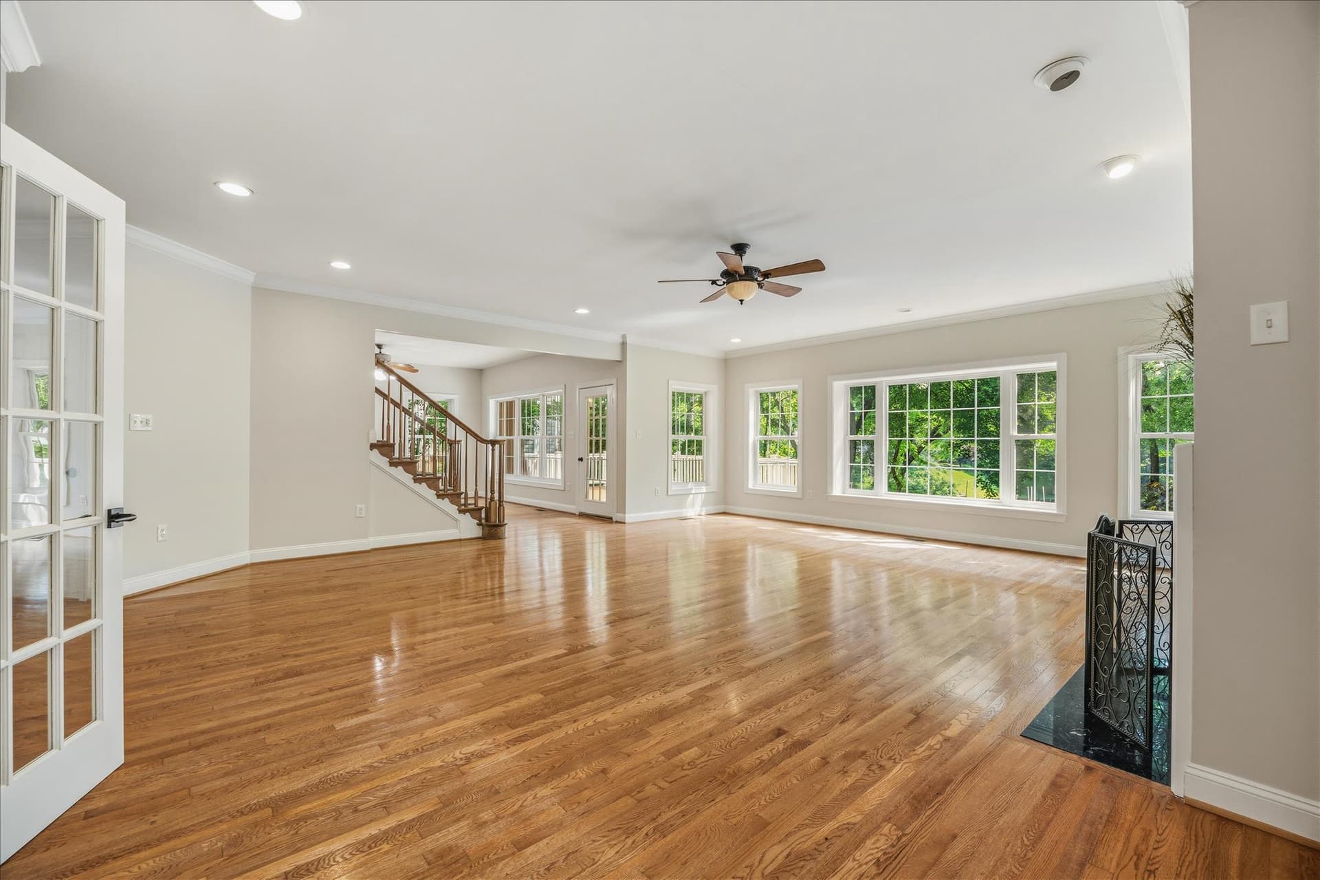 262 Capote Ct E photo 4