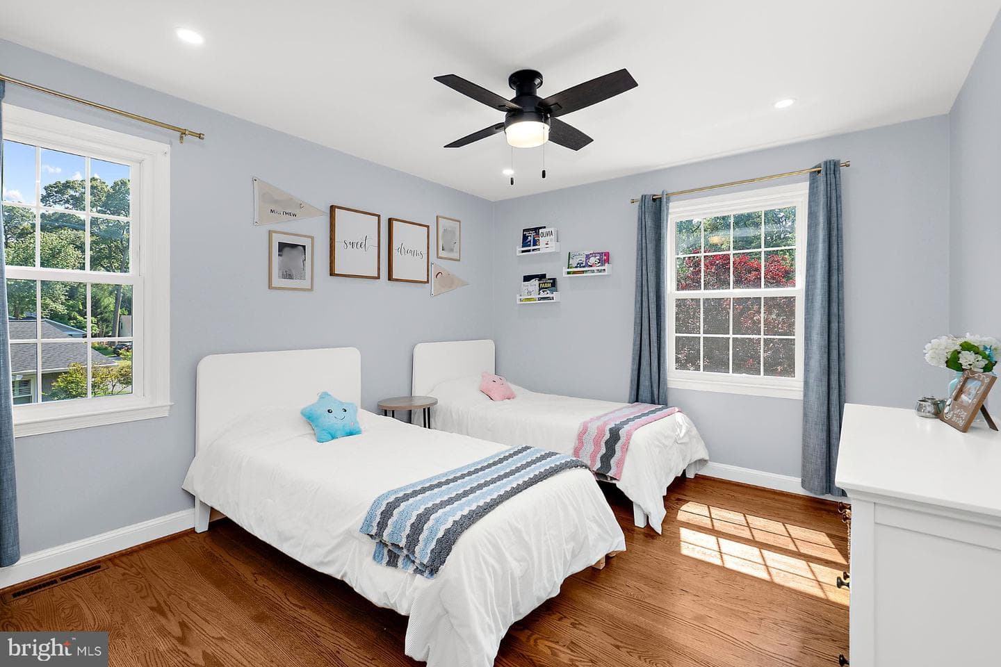213 Saint Ives Drive photo 47