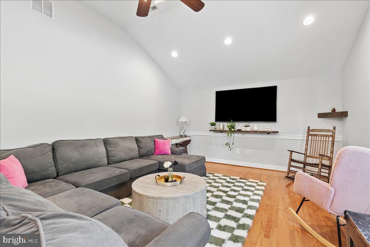 8350 Sycamore Road photo 26