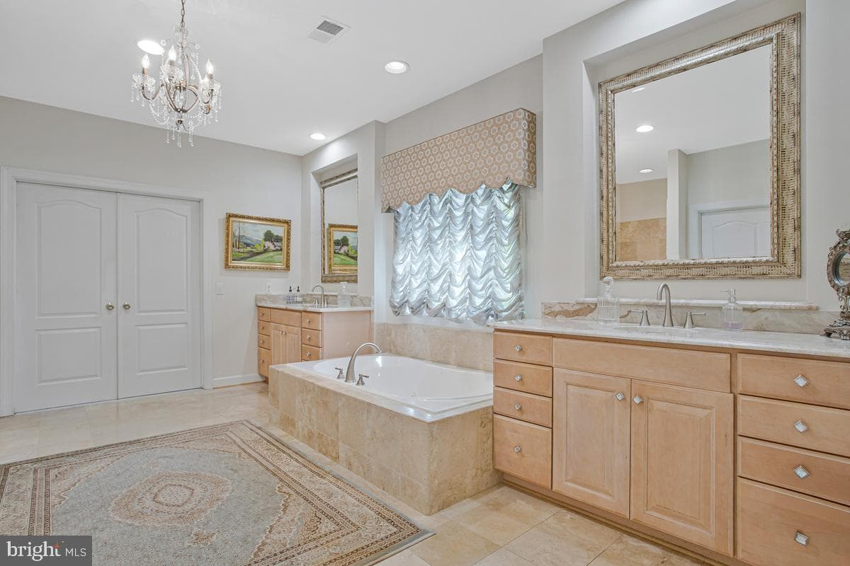 905 Cornell Avenue photo 30