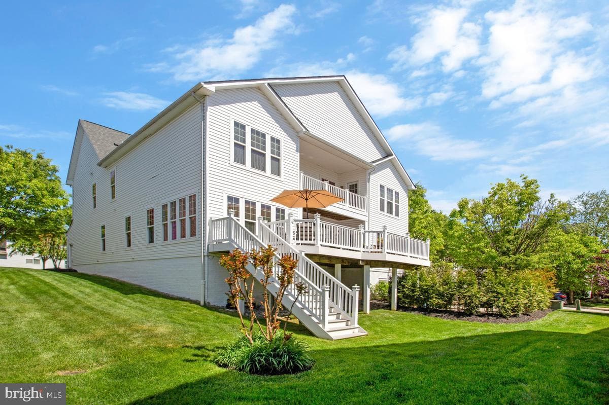 905 Cornell Avenue photo 48