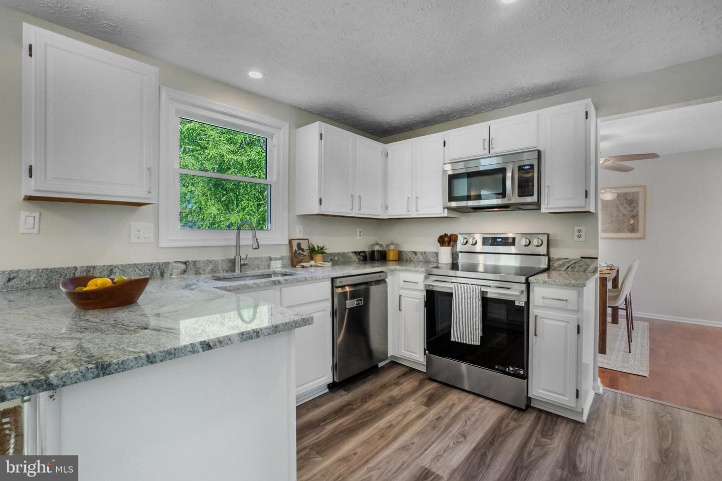 2926 Golden Fleece Drive photo 6
