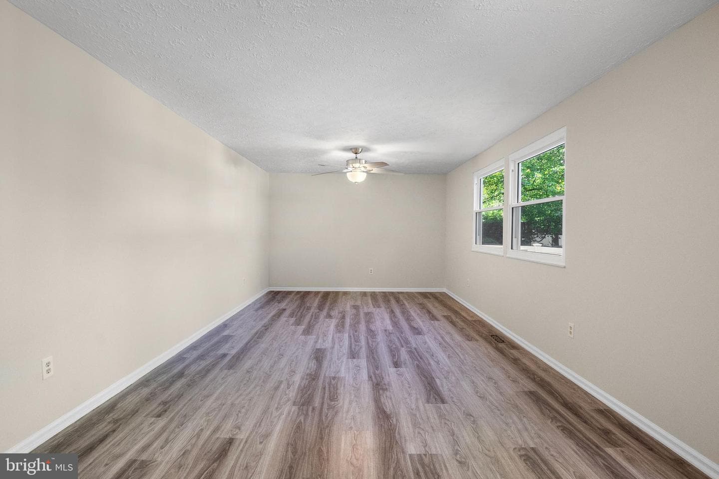 2926 Golden Fleece Drive photo 9