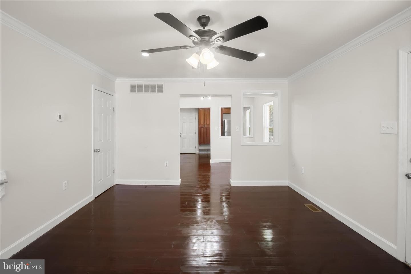8219 Tomlinson Court photo 5
