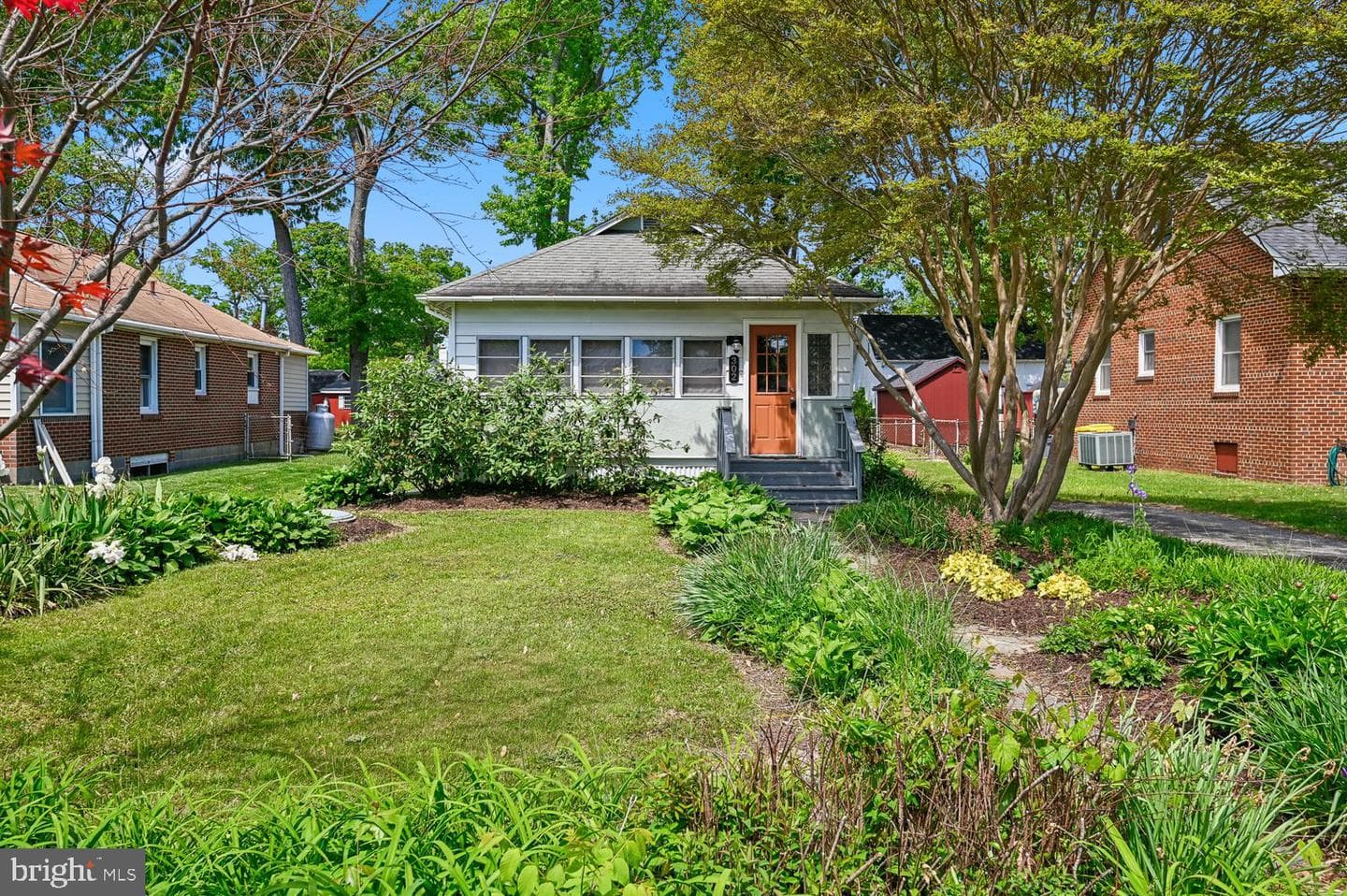 302 Linden Avenue, Edgewater
