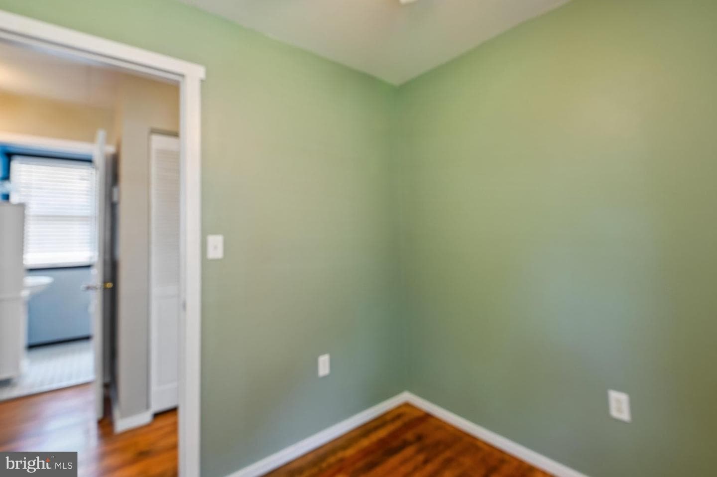 302 Linden Avenue photo 34