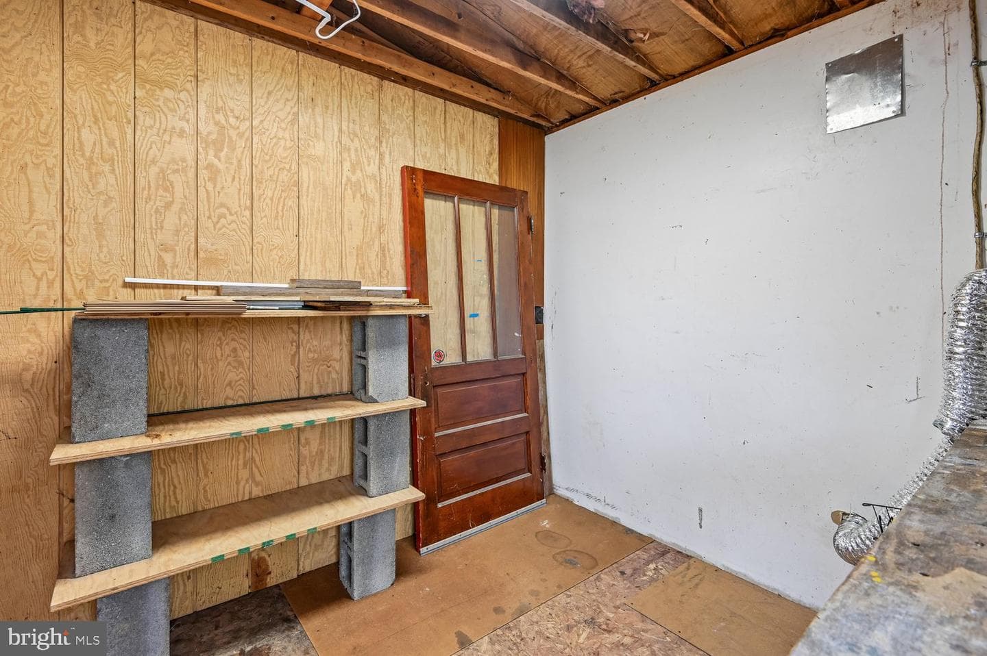 302 Linden Avenue photo 44