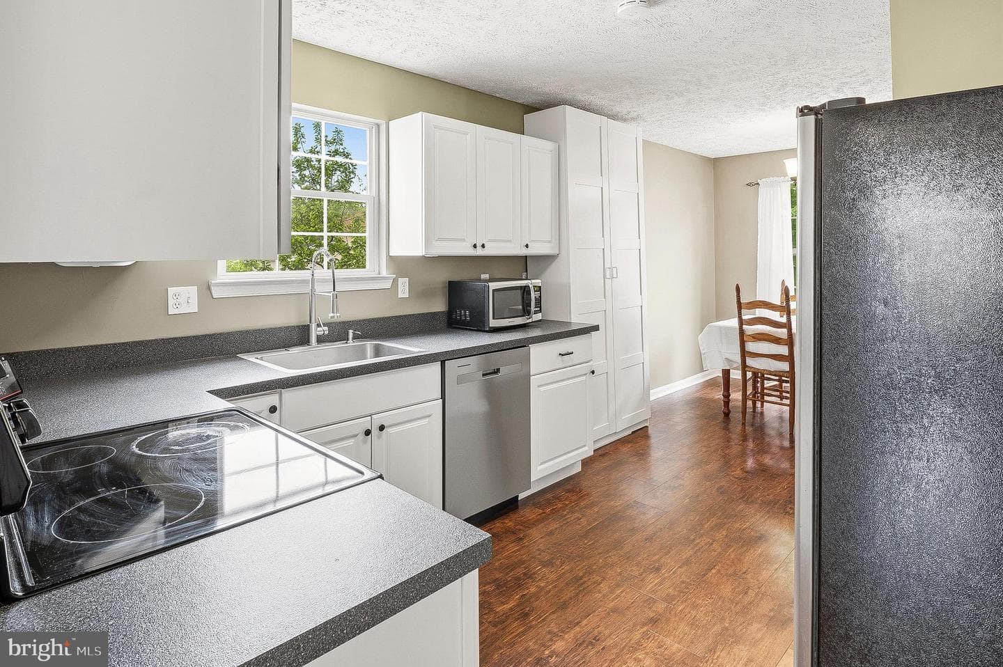 757 209th Street photo 5