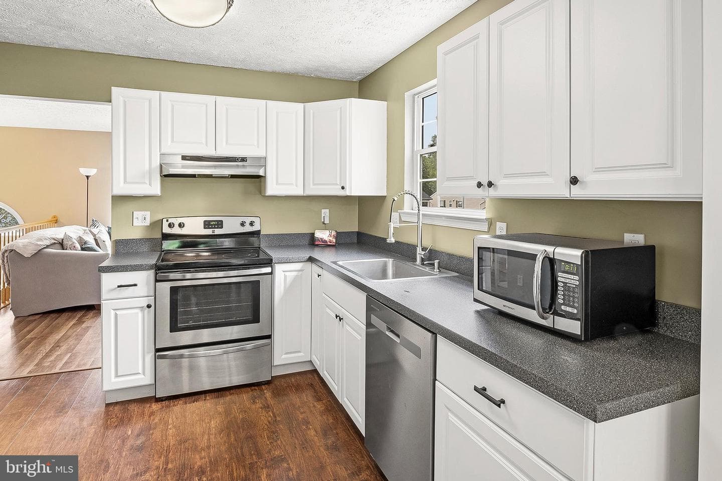 757 209th Street photo 6