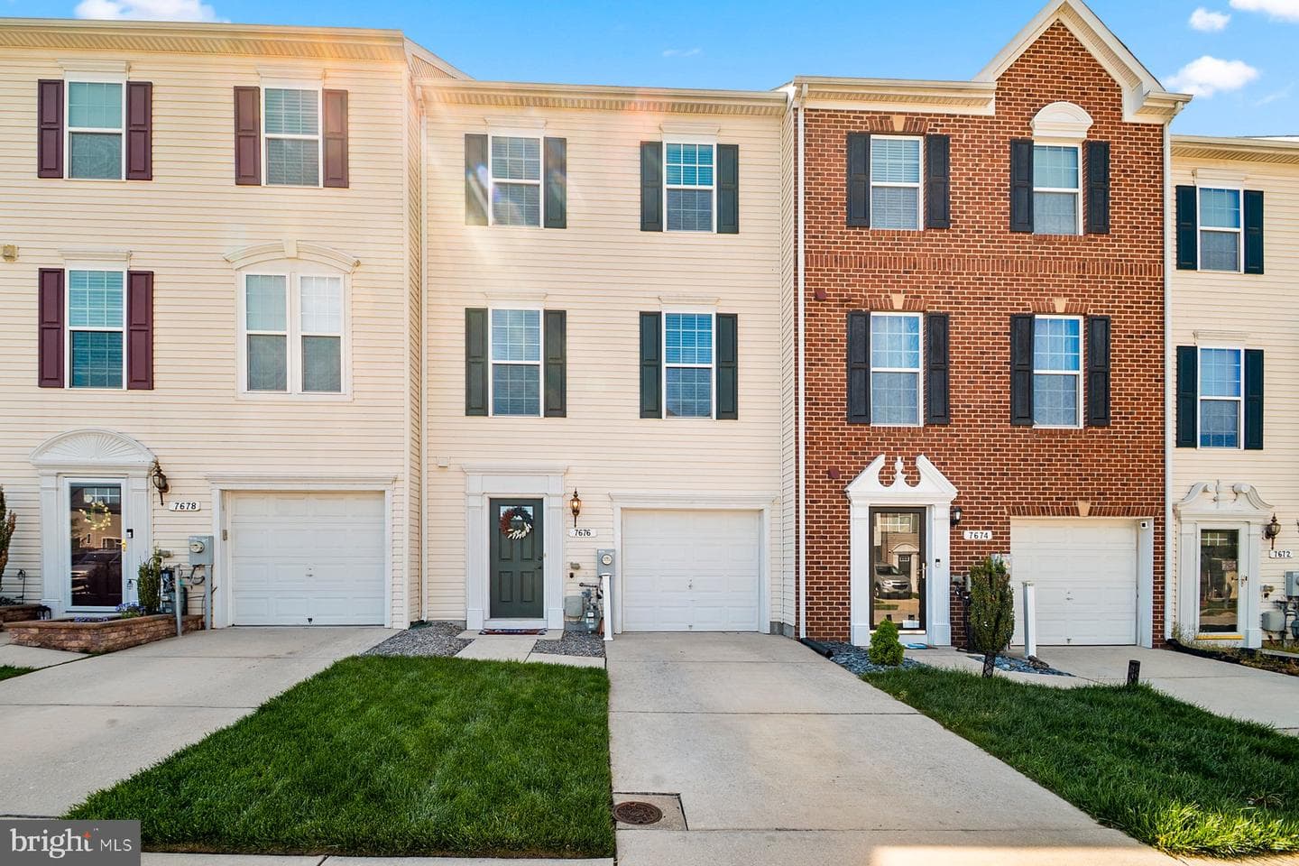 7676 Timbercross Lane