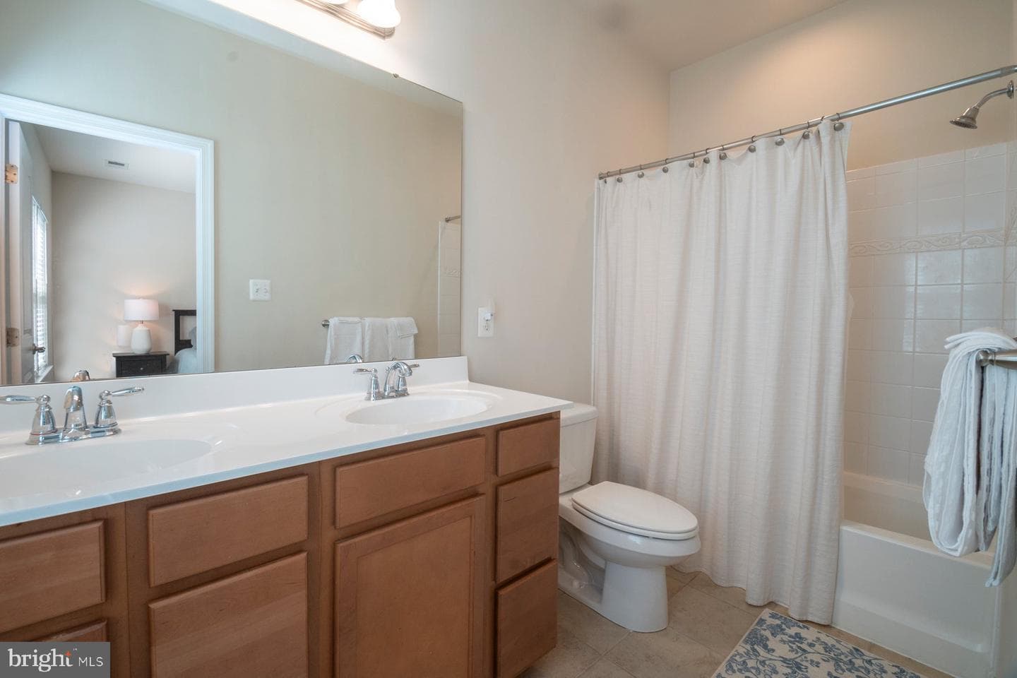 7676 Timbercross Lane photo 14