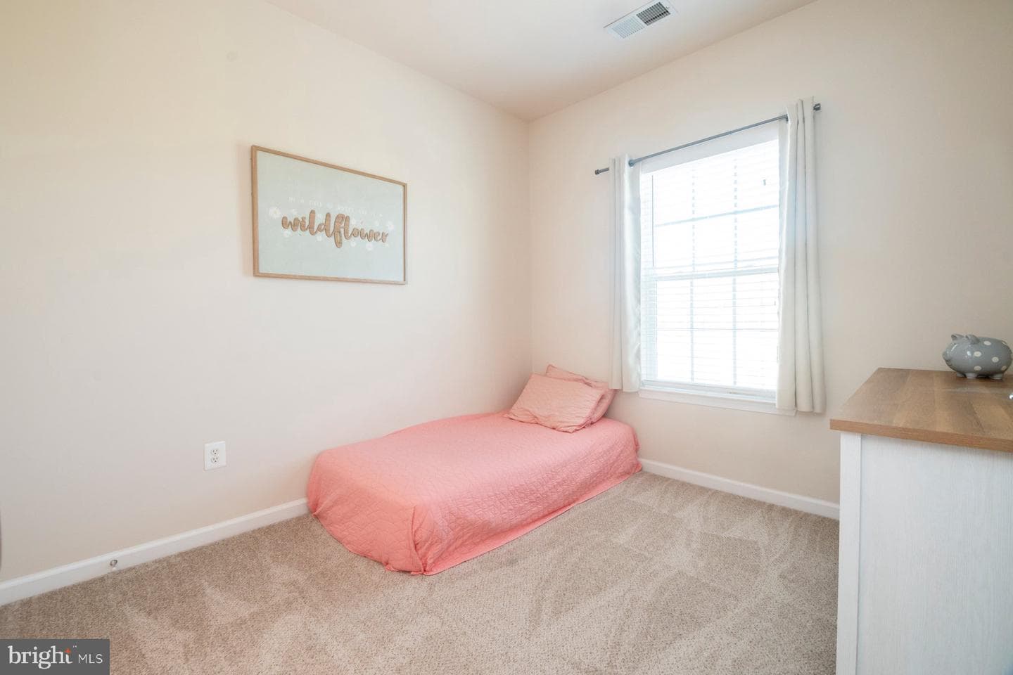 7676 Timbercross Lane photo 17