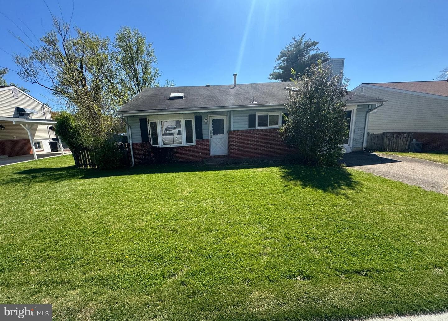 311 Ferndale Road photo 3