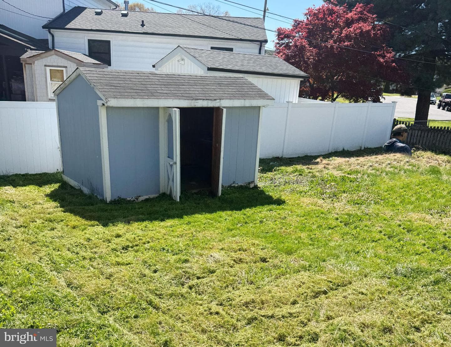 311 Ferndale Road photo 5
