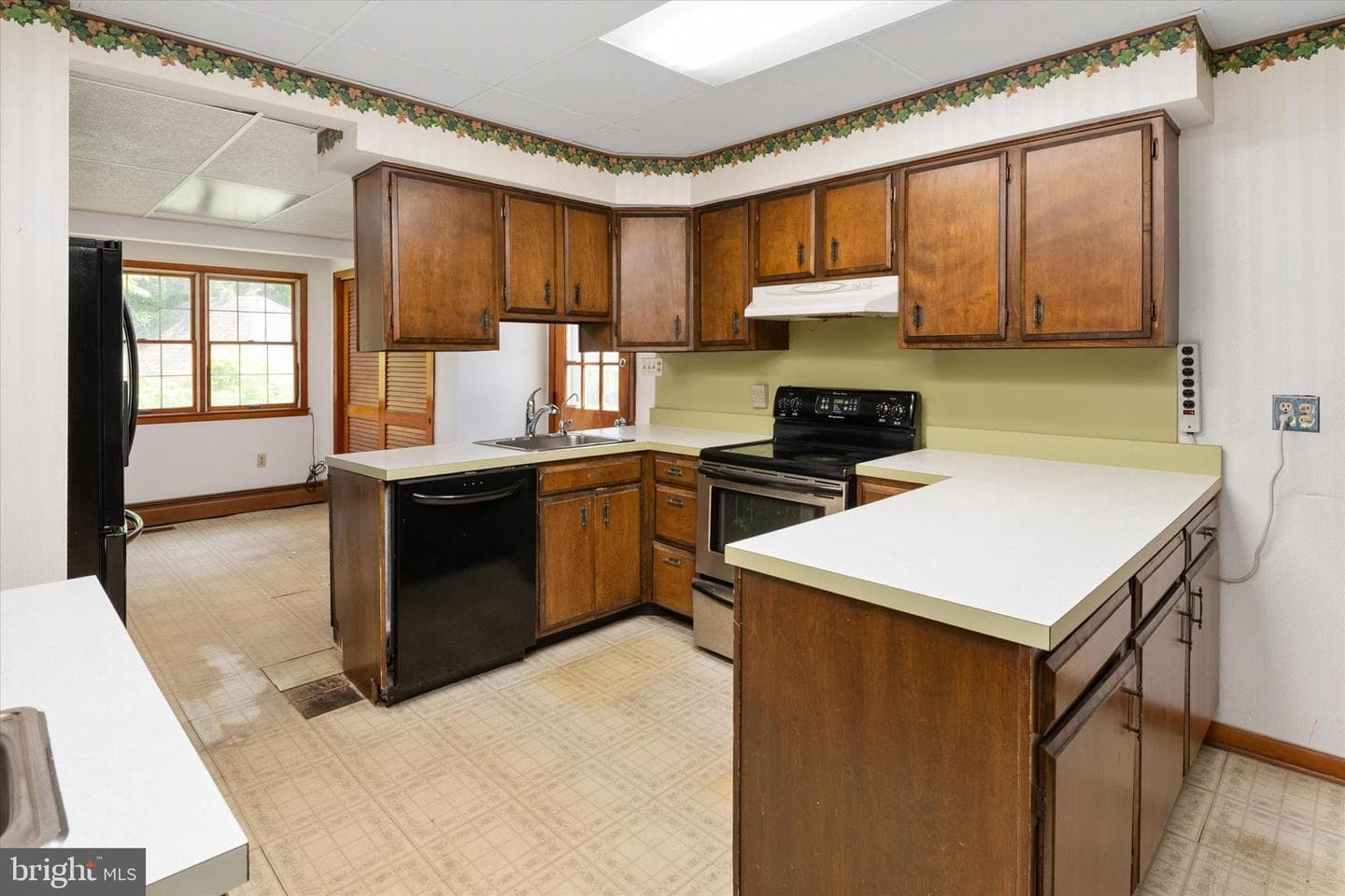 818 Annapolis Road photo 10