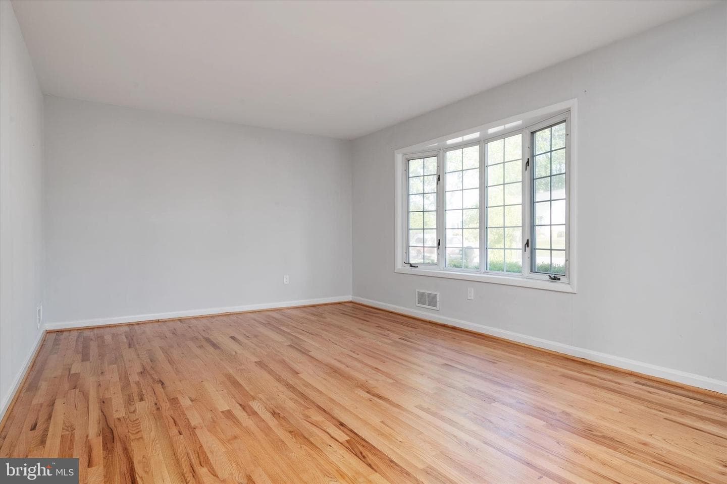 131 Jackpine Drive photo 27