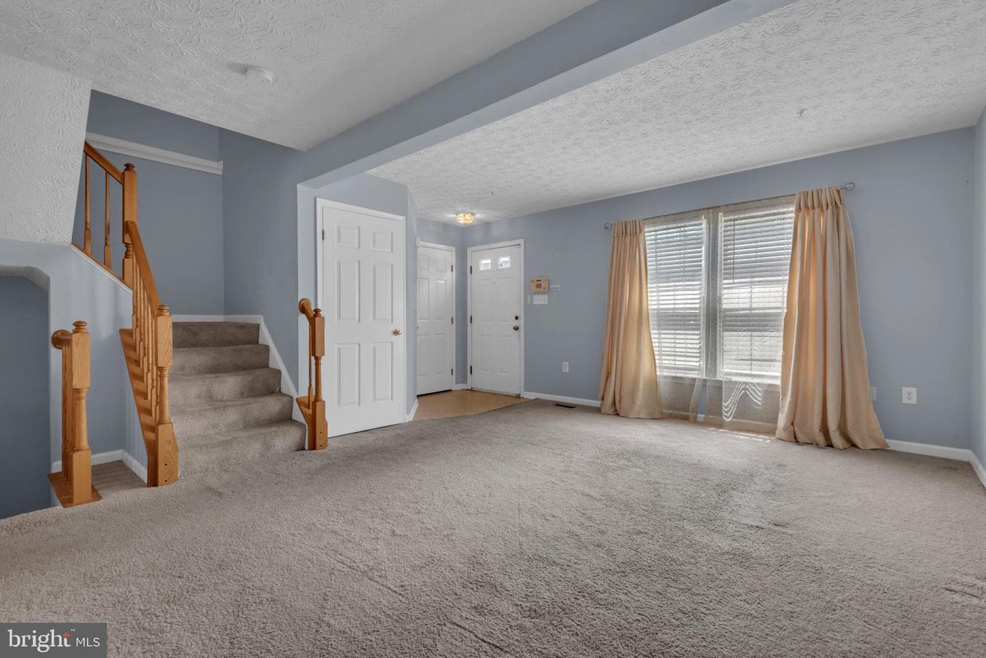 1722 Barnwood Court photo 3