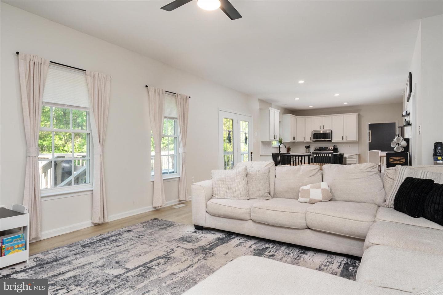 1408 Saybrooke Court photo 18