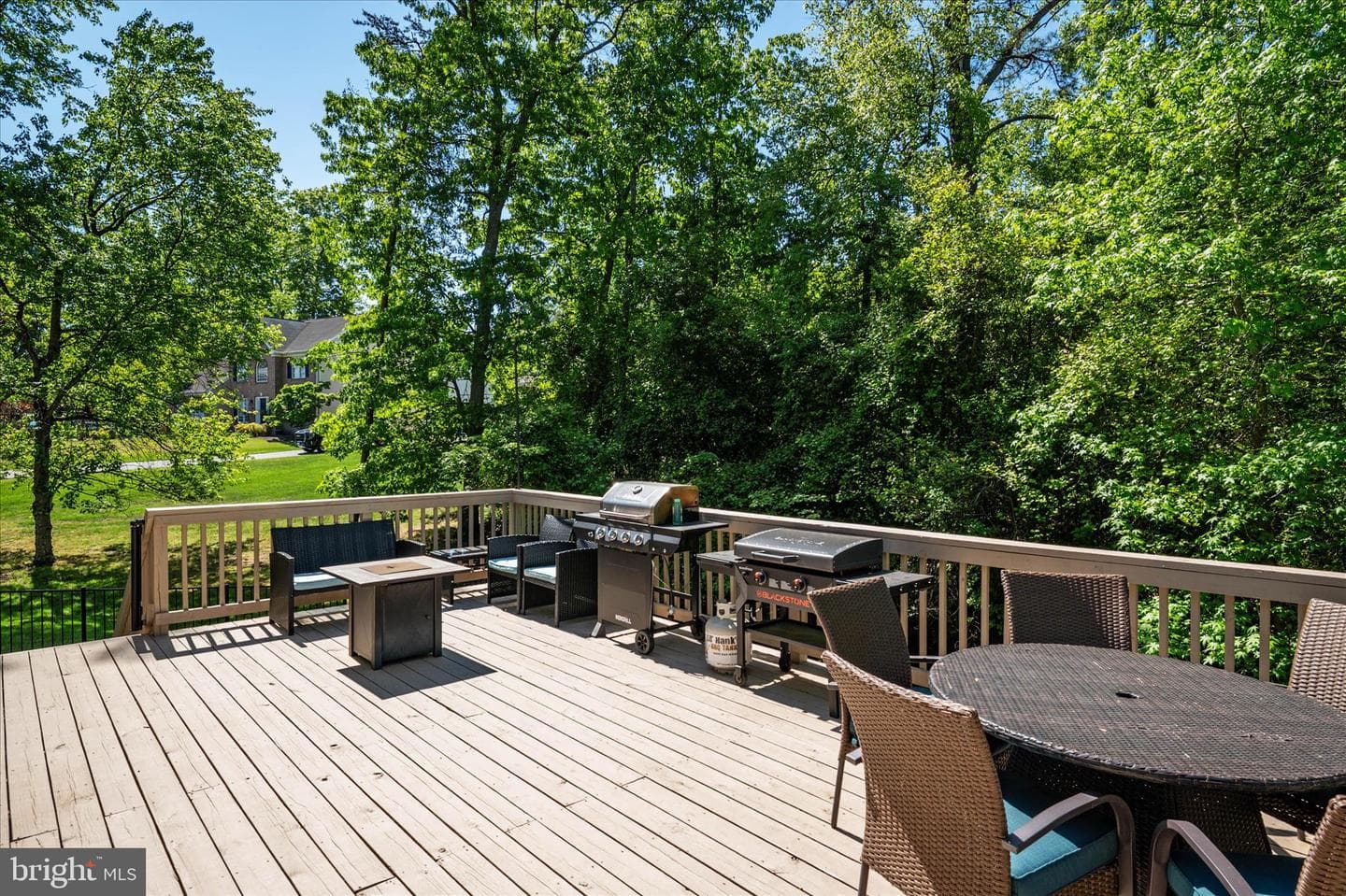 1408 Saybrooke Court photo 21