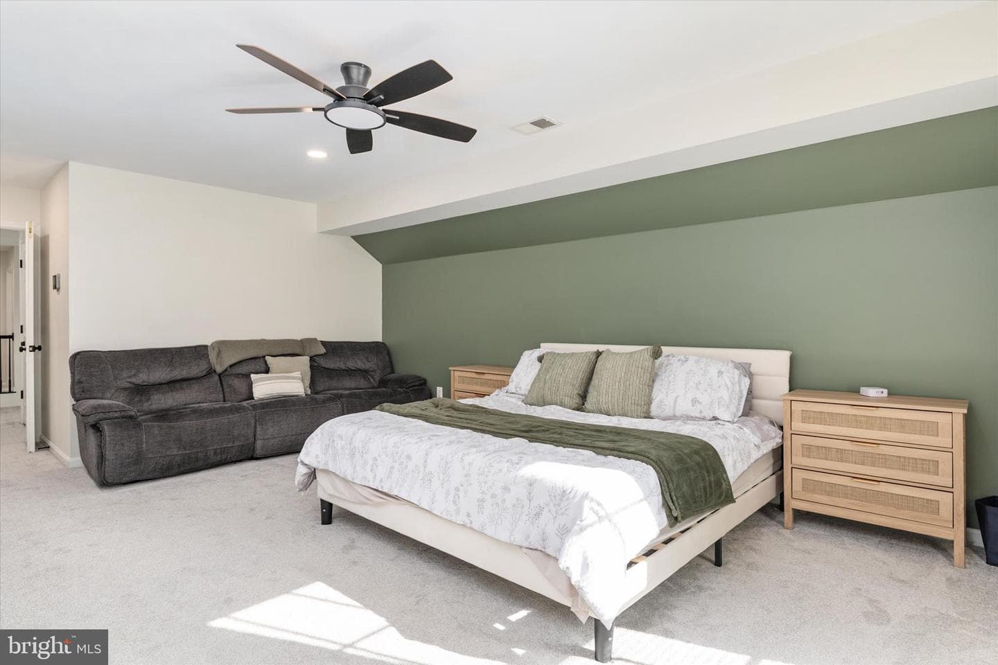 1408 Saybrooke Court photo 28