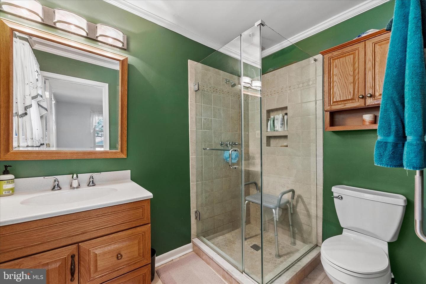 861 Twin Harbor Drive photo 28