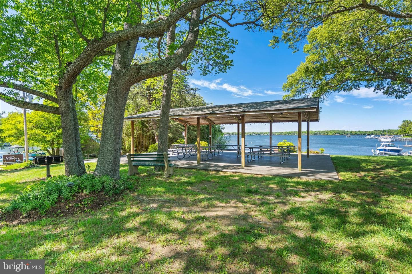 861 Twin Harbor Drive photo 56