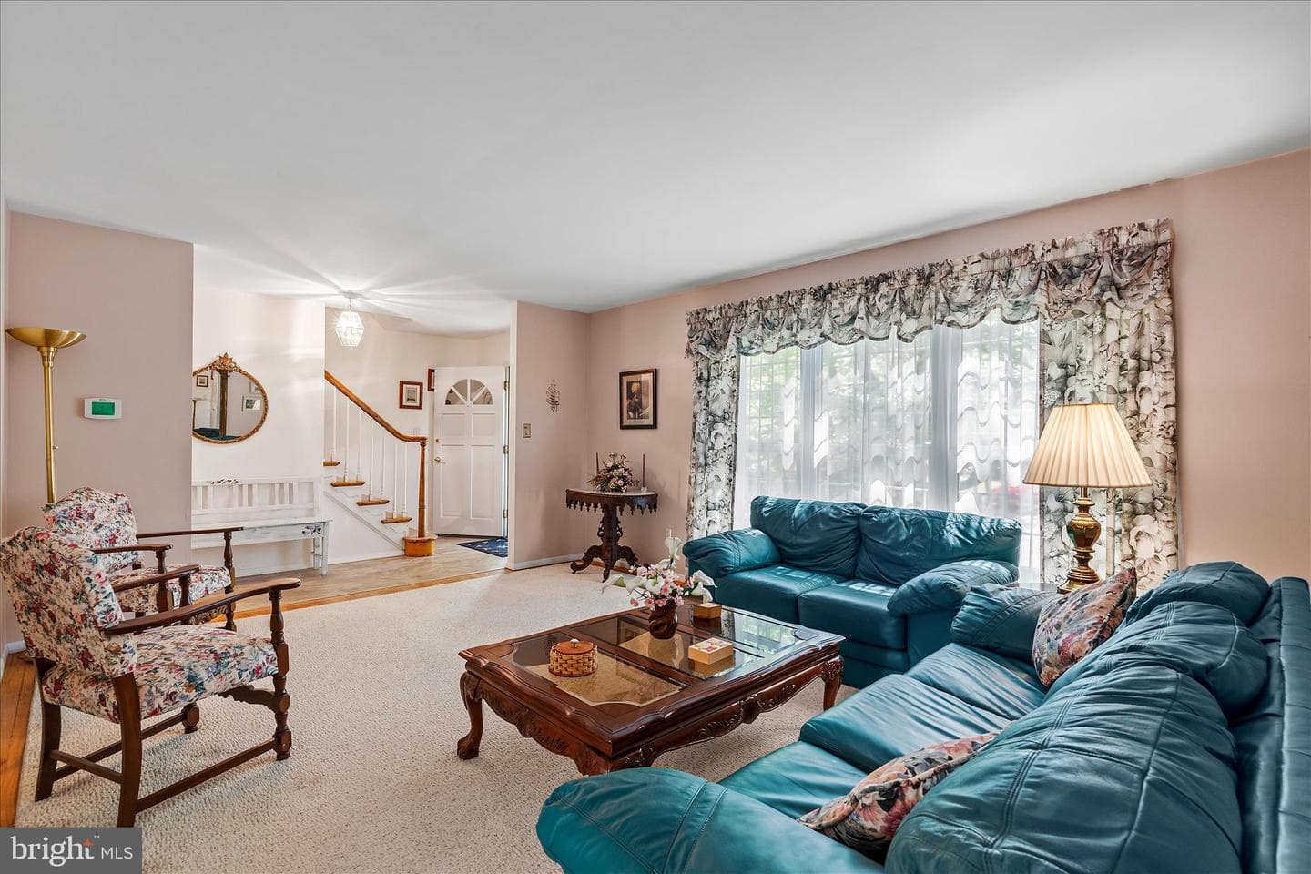 861 Twin Harbor Drive photo 8