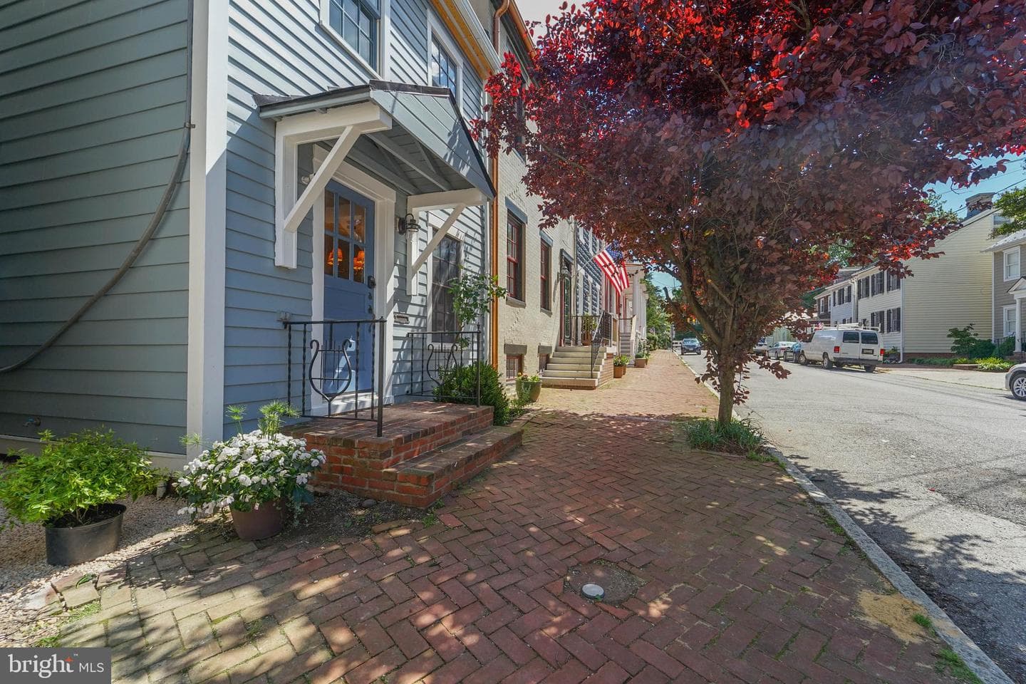 9 College Avenue photo 53
