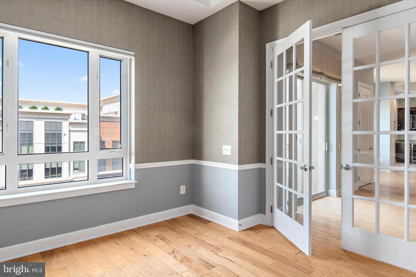 1915 Towne Centre Boulevard #1105 photo 24