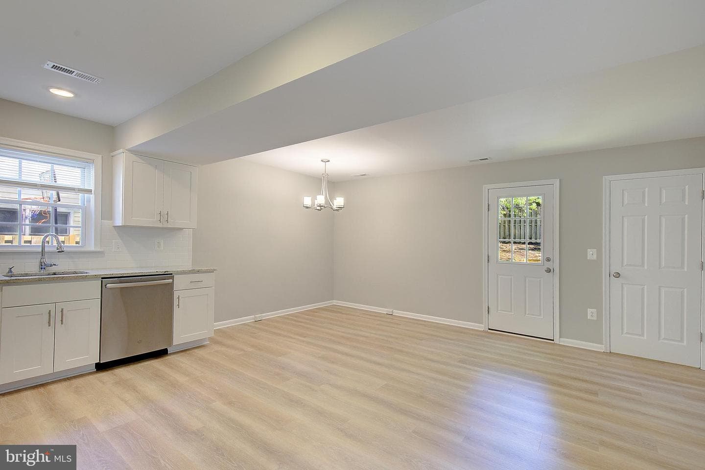 1739 Quantico Road photo 10
