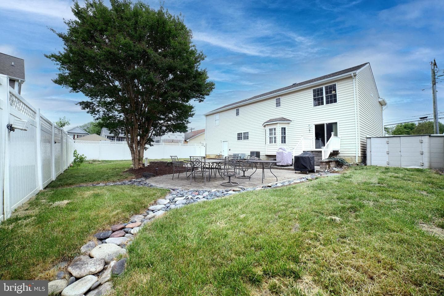 833 Selby Boulevard photo 45