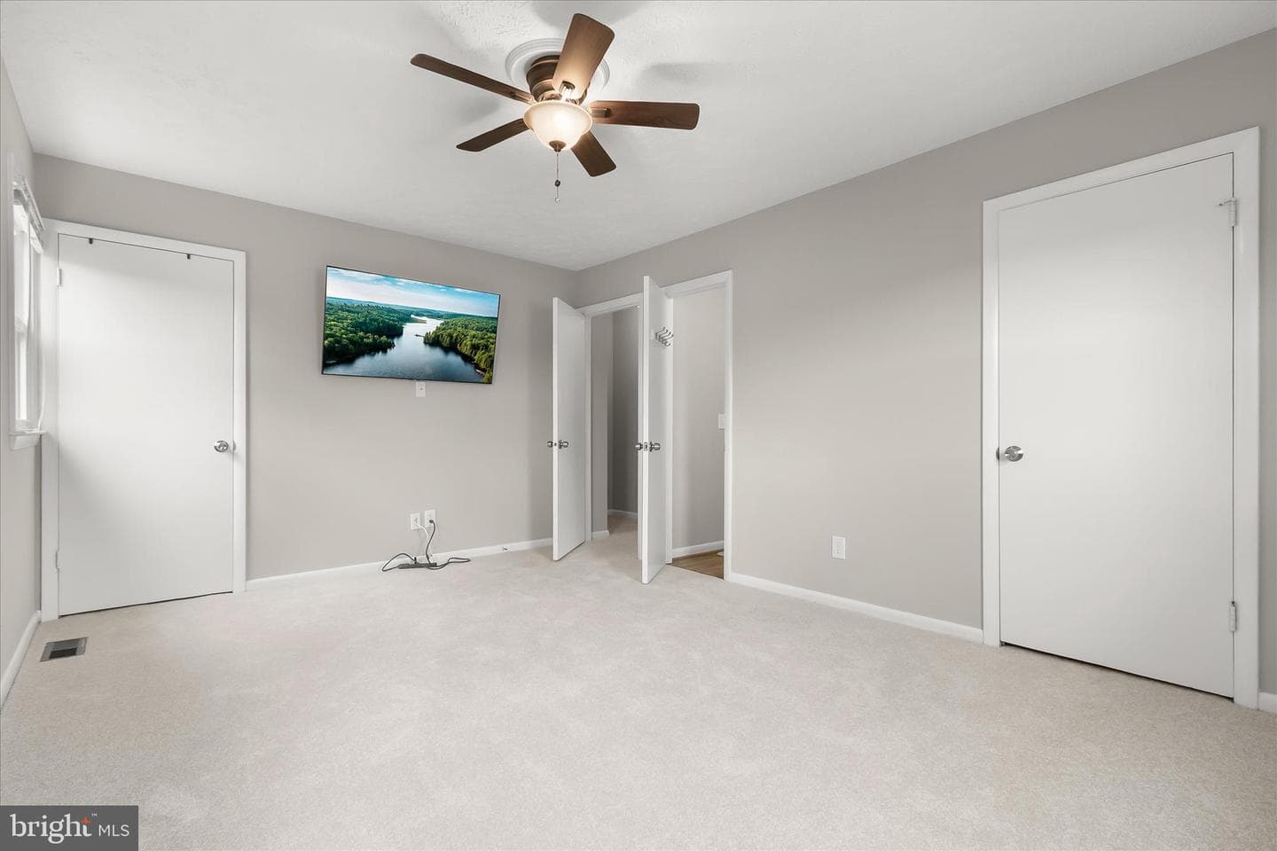 315 Highland Drive photo 24