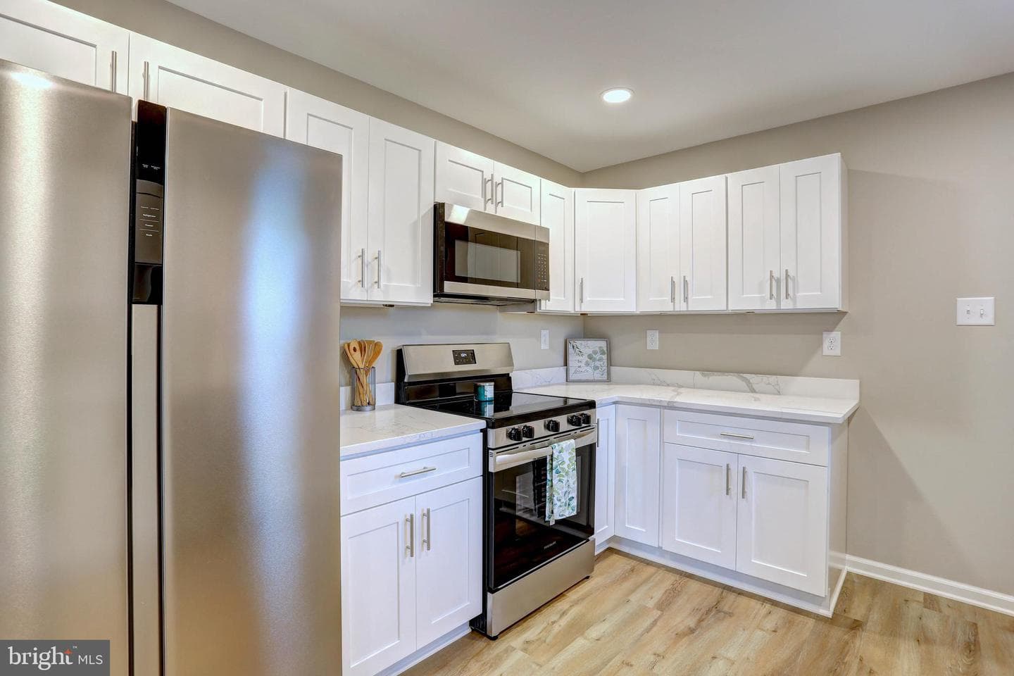 7816 Harbor Dr photo 5