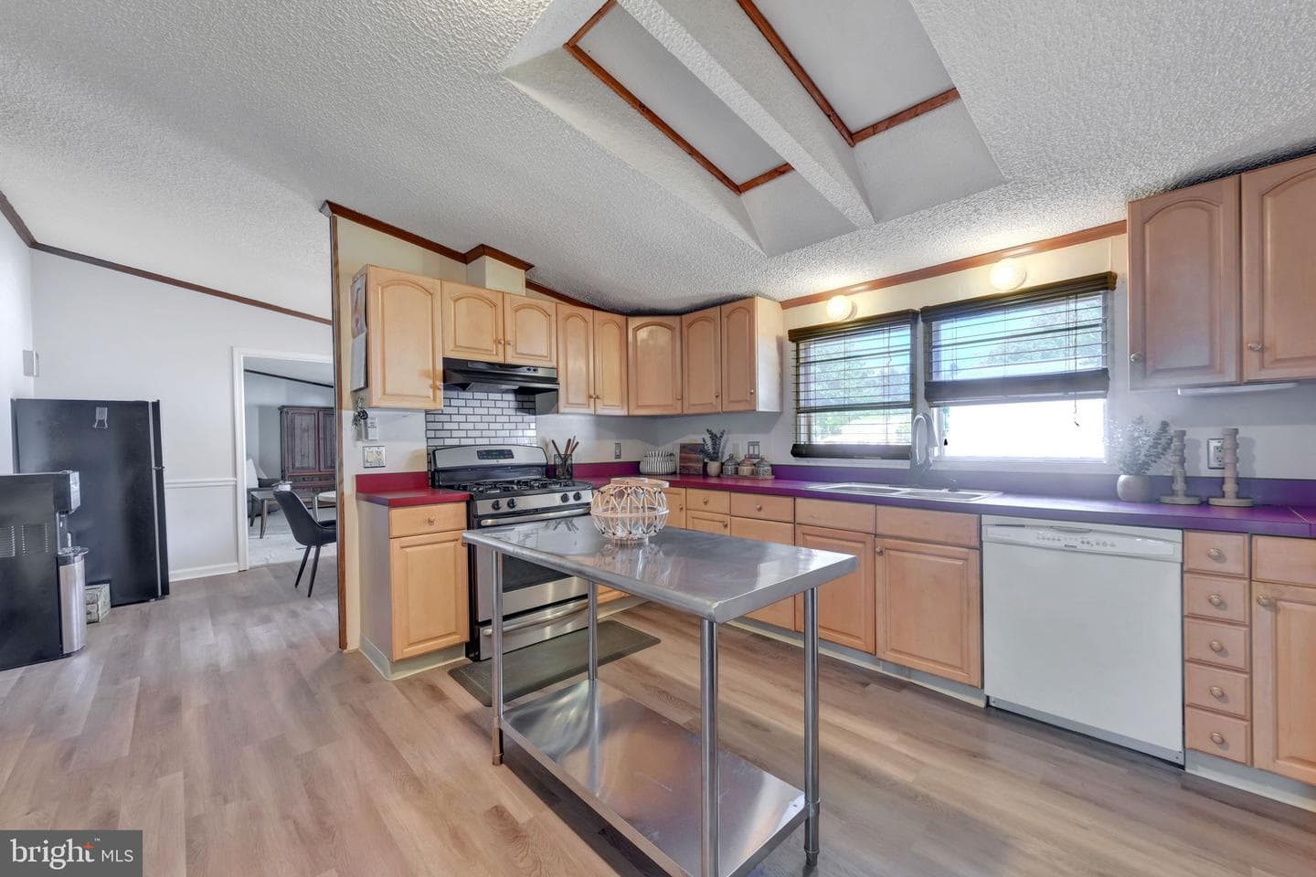 462 Sarah Anne Drive photo 17
