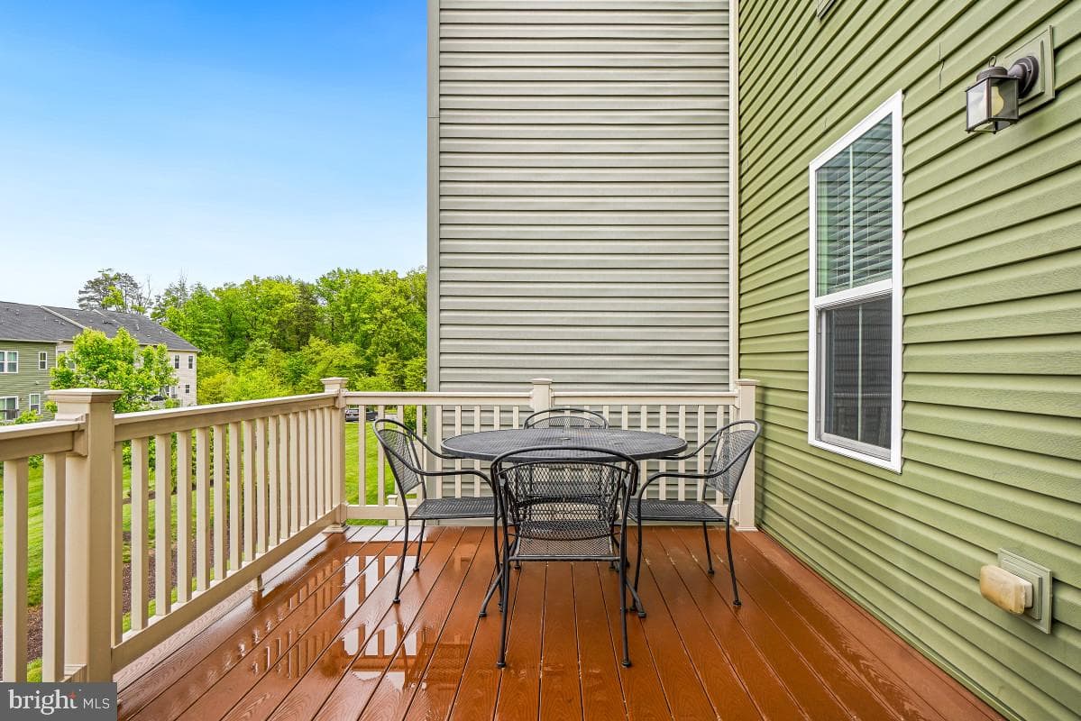 729 Ravenwood Drive photo 25