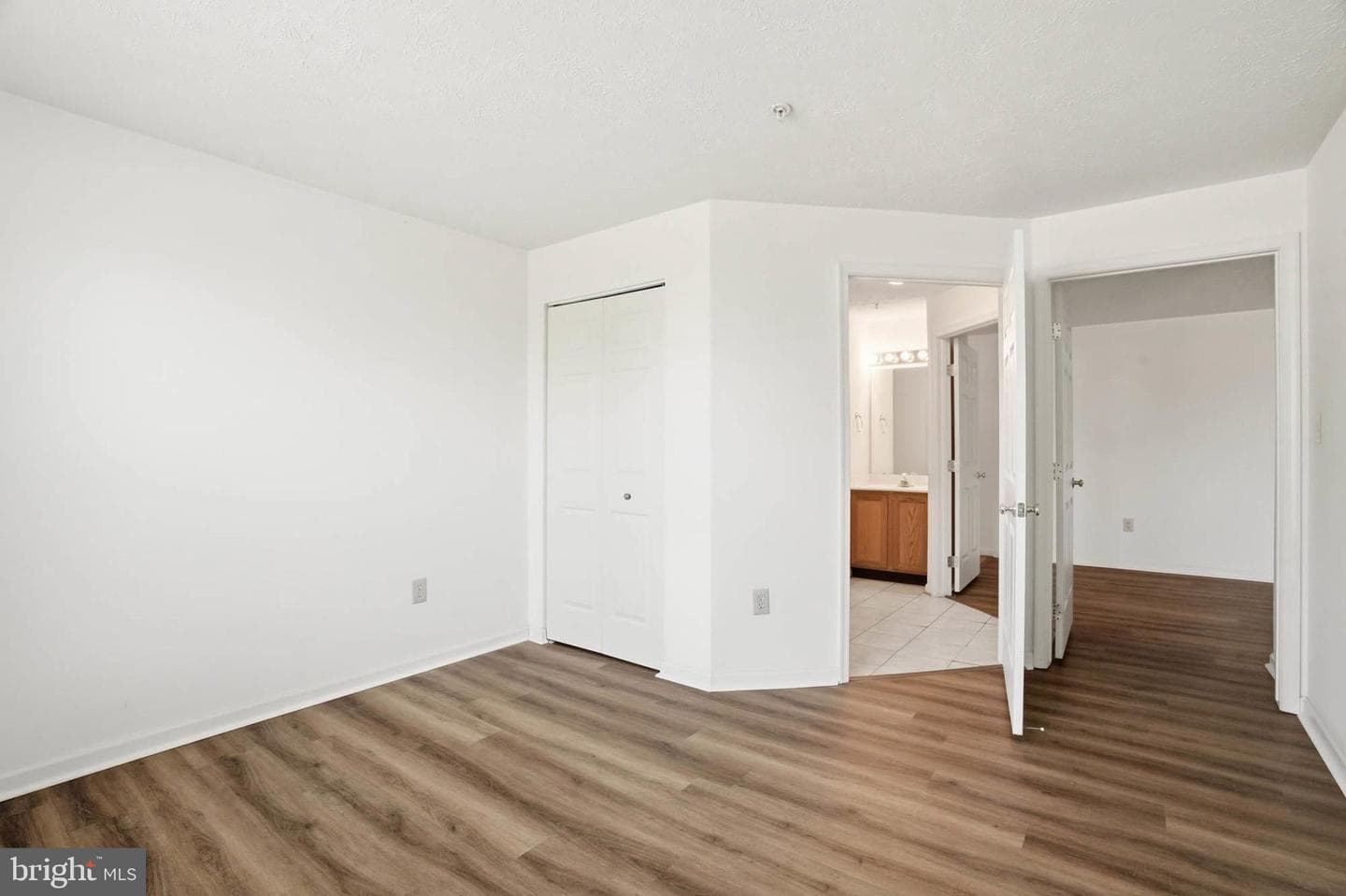 699 Winding Stream Way #102 photo 20