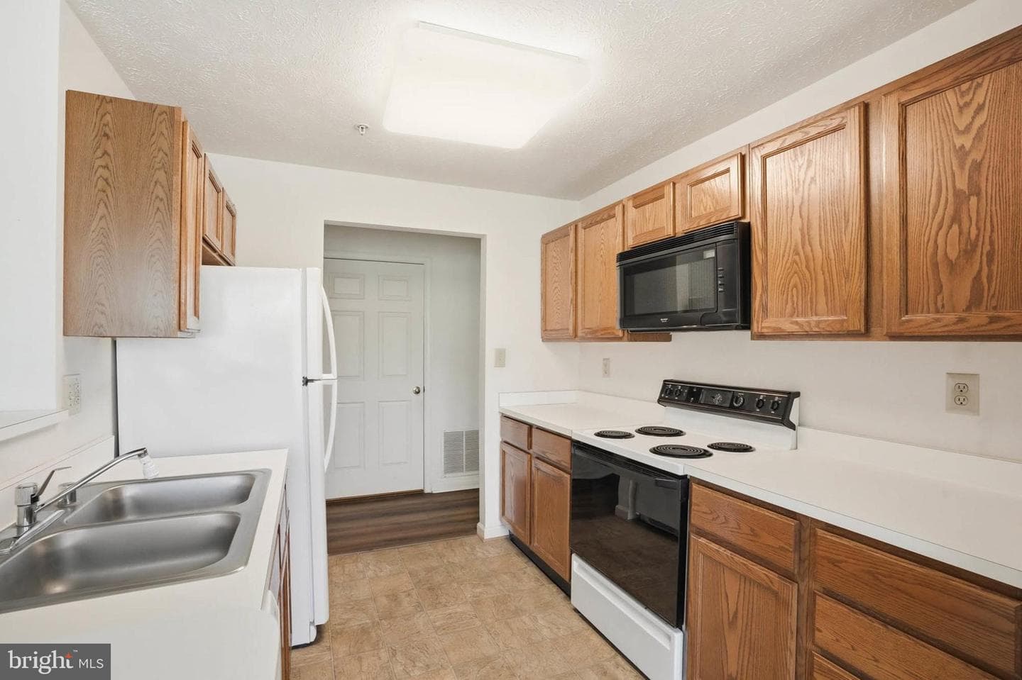 699 Winding Stream Way #102 photo 8
