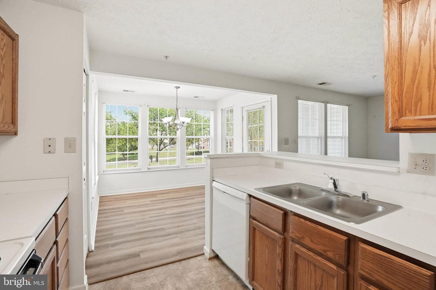 699 Winding Stream Way #102 photo 9