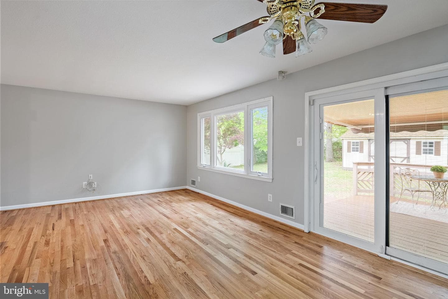 970 Highpoint Drive photo 23