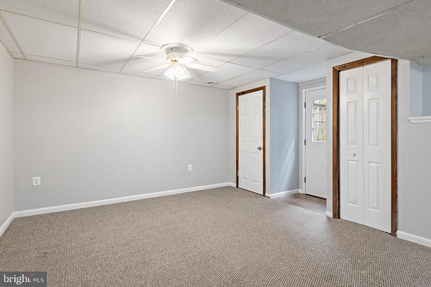 970 Highpoint Drive photo 46