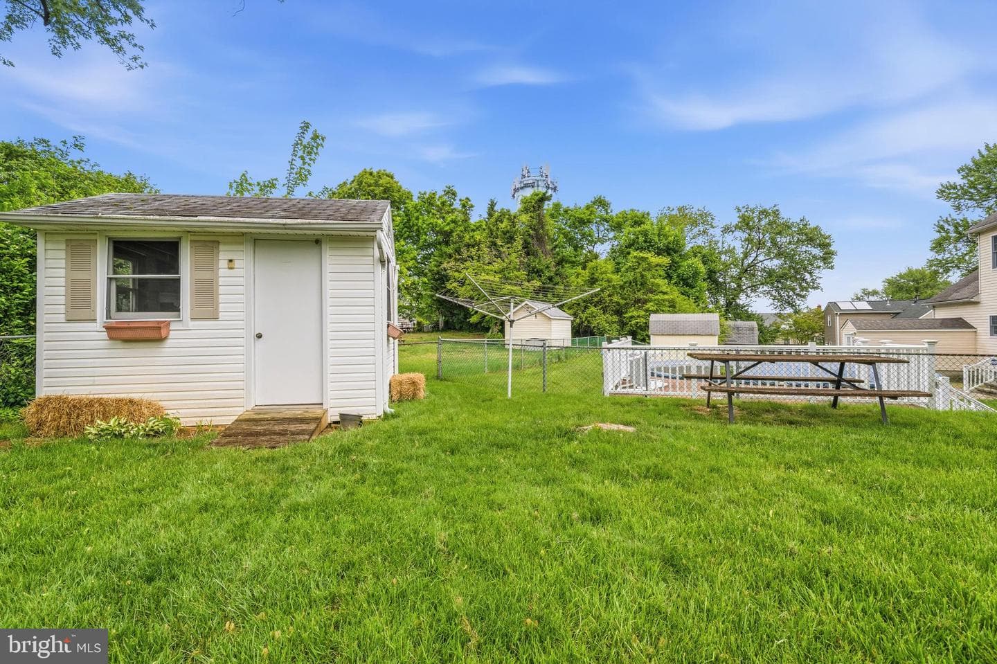 306 Clifton Avenue photo 28