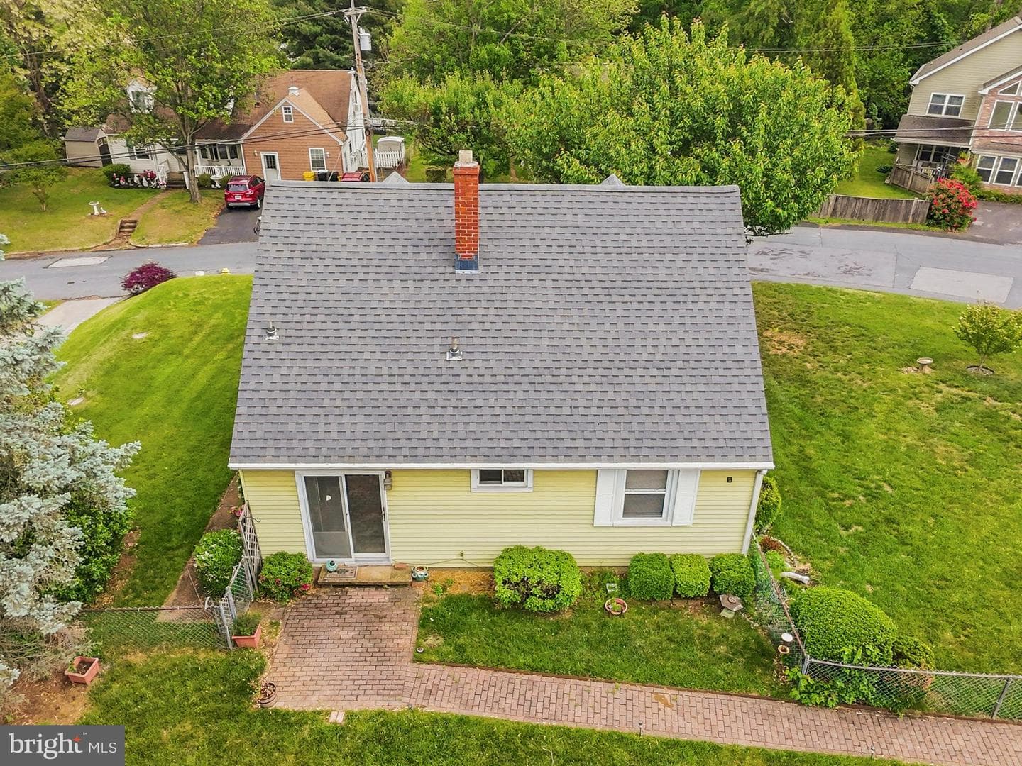 306 Clifton Avenue photo 30