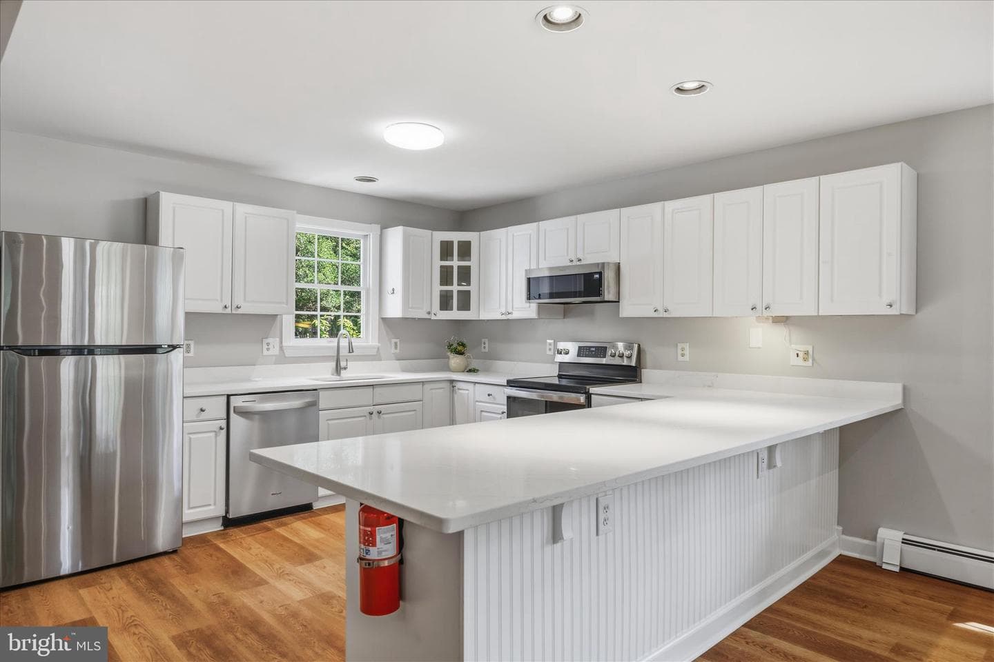 565 Sunset Knoll Road photo 14