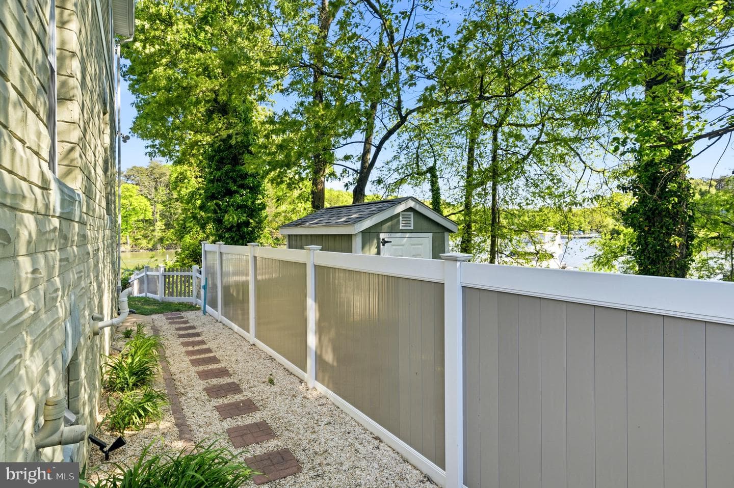 1260 Hillside Road photo 40